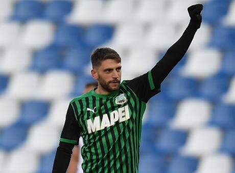 Berardi.Sassuolo.pugno_2021.460x340.jpg.94adaf9e29f4ef4607ff01eb433f1601.jpg